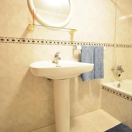 Cerca Del Paseo Maritimo De * O Grove